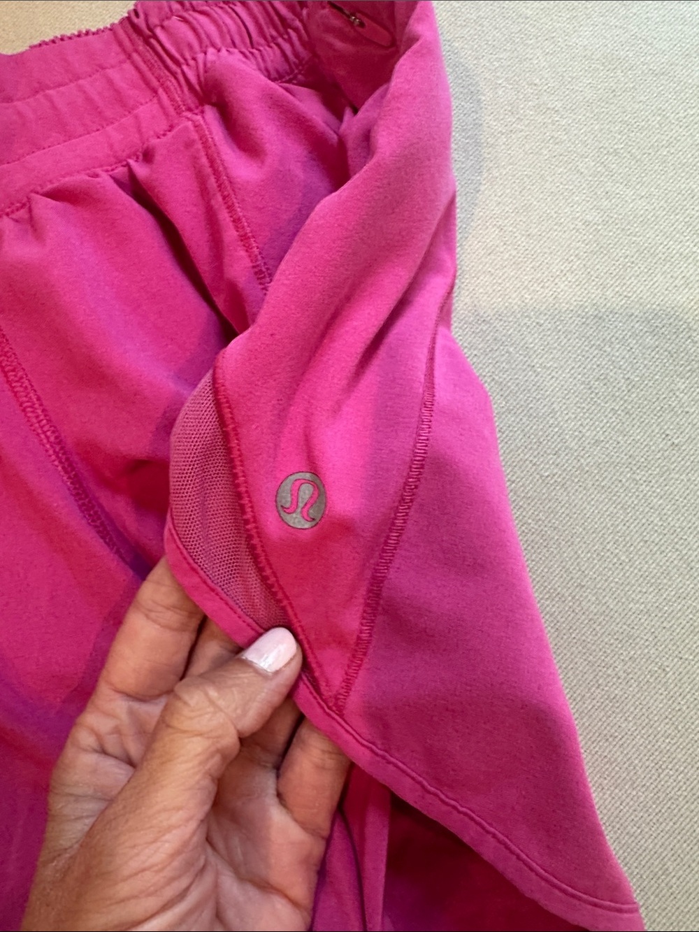 Lululemon Hotty Hot 4” Tall - Picture 3 of 5